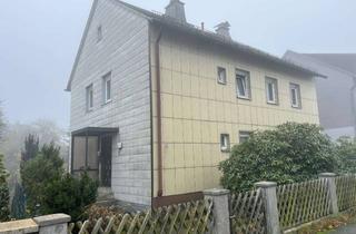 Einfamilienhaus kaufen in 95131 Schwarzenbach a Wald, Renovierungsbedürftiges Haus für Liebhaber