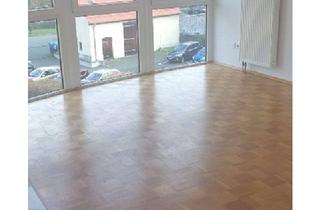 Wohnung kaufen in Seitenstr. 30, 04827 Machern, Ansprechende 4 Zimmer Wohnung mit Kaminofen und Tiefgaragenstellplatz in Machern b. Leipzig