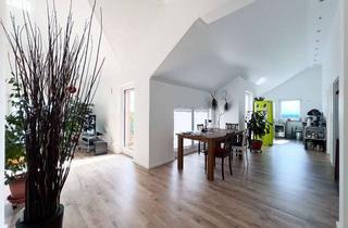Penthouse kaufen in Kornblumenweg, 53721 Siegburg, Freiheit, Design, Lebensgefühl. Exklusives 3-Zimmer-Penthouse mit Dachterrasse, Aufzug & Erdwärme