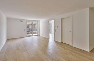 Wohnung kaufen in Bahnhofstraße 62, 72250 Freudenstadt, ERSTBEZUG - Charmante 2-Zi-Wohnung mit Holzboden und Balkon