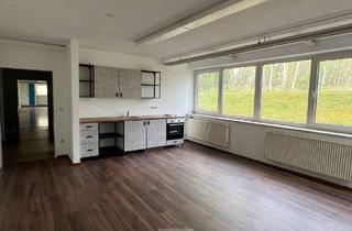 Gewerbeimmobilie mieten in 93128 Regenstauf, Vielseitig nutzbare Gewerbeeinhheit, verkehrsgünstig gelegen in Regenstauf!