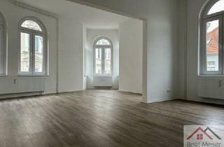 Wohnung mieten in 19053 Schwerin, Sanierter Altbau - wenige Schritt bis zum Schloßparkcenter, 2. OG