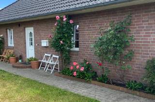 Mehrfamilienhaus kaufen in Alleestraße 10a, 25821 Bredstedt, Bungalow (schnellstmöglicher Einzug realisierbar) + Mehrfamilienhaus (vermietet) in Bredstedt .