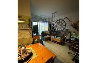 Wohnung kaufen in 79206 Breisach am Rhein, GROßE UND GEPFLEGTE 3-ZIMMER-EIGENTUMSWOHNUNG MIT GARTEN UND TERRASSE