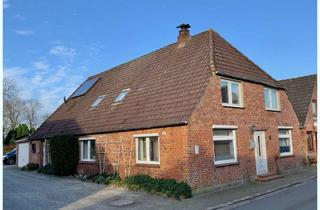 Haus kaufen in 25889 Witzwort, Halbinsel Eiderstedt: Großzügiges Wohnhaus mit 2 Wohnungen, schönem Garten und Garage BEZUGSFREI !