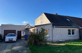 Einfamilienhaus kaufen in Dr. Wilhelm-Kirchhoff-Straße 19, 18507 Grimmen, Handwerker aufgepasst, interessante Immobilie zum Ausbau in Grimmen zu verkaufen.