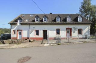 Haus kaufen in Laudesfeld, 54597 Auw bei Prüm, Vielfältig und individuell gestaltbar: Charmantes, großzügiges Wohnhaus mit weitläufigem Grund