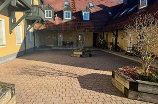 Wohnung kaufen in Ameranger Straße, 83549 Eiselfing, Großzügig wie ein Haus - ganz ohne Gartenarbeit, im ruhigen Innenhof