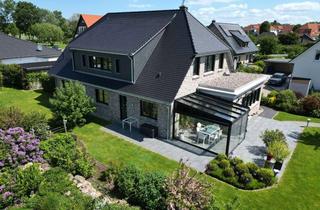 Villa kaufen in 18107 Elmenhorst/Lichtenhagen, Hochwertiges Architektenhaus in ruhiger Lage zum Ostseestrand