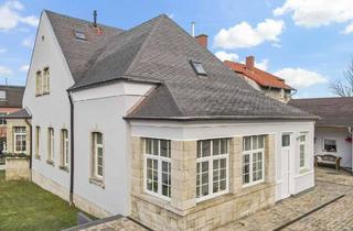 Villa kaufen in 06249 Mücheln, Geschichtsträchtige Stadtvilla am Geiseltalsee - 9 Garagen inklusive!