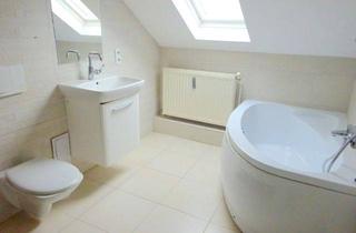 Wohnung mieten in Hammerstr. 91, 08523 Plauen, Dachgeschosswohnung * frisch renoviert * Gartennutzung