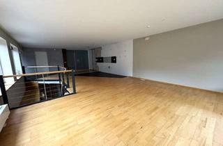 Loft kaufen in 76332 Bad Herrenalb, Wohnen im Einklang mit der Natur: Lichtdurchflutetes Open-Living-Konzept (Provisionsfrei)
