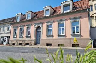 Wohnung mieten in Königstr. 30, 16259 Bad Freienwalde, 2-R-W * Teil-renoviert * Bad mit BW saniert * DG