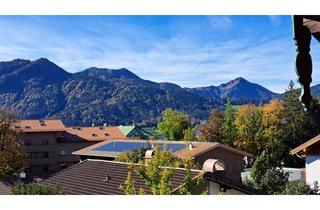 Wohnung kaufen in 83684 Tegernsee, Tegernsee -zentral- Gefällige 2,5-Zimmer-DG-Wohnung, Ost-u. Südbalkon, charmanter Altbau (saniert)