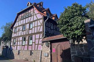 Haus mieten in 65391 Lorch, LORCH-RANSEL: Eine extravagante Fachwerk-Doppelhaushälfte mit 2 Bädern!