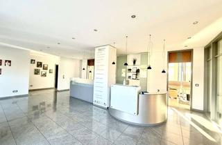 Gewerbeimmobilie kaufen in Bahndamm 6a, 23617 Stockelsdorf, Lukrative Gewerbeimmobilie als Kapitalanlage zu verkaufen