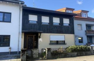 Haus kaufen in 68766 Hockenheim, *Einzigartiges Architektenhaus* 5-6 große Zimmer, ca.193m²Wfl., Garten und Garagengrundstück