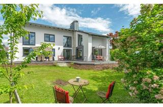 Villa kaufen in 84307 Eggenfelden, Klassik trifft Moderne! Sanierte Villa mit großem Grundstück in ausgesuchter Lage.