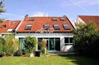 Haus mieten in Caroline Scriba Weg, 63128 Dietzenbach, Frankfurt-Süd, außergewöhnliches schönes Haus mit großem Garten, Garage, EBK und Sauna.