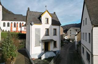 Einfamilienhaus kaufen in Niederbachstraße 16, 56332 Löf, Charmantes Einfamilienhaus in Löf an der Mosel – Renovierungsobjekt mit Potenzial