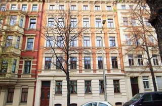 Wohnung kaufen in 06110 Halle, Große Eigentumswohnung über zwei Etagen