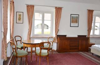Wohnung mieten in Pfarrer-Stirner-Str., 94148 Kirchham, Nostalgisch möblierte Schlosswohnung