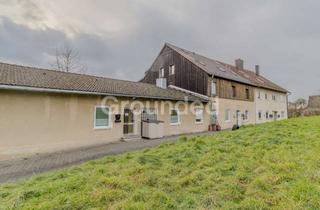 Mehrfamilienhaus kaufen in 92259 Neukirchen, Mehrfamilienhaus mit Entwicklungspotential und Baureserve in Neukirchen bei Sulzbach-Rosenberg