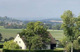 Einfamilienhaus kaufen in Schloditzer Straße 22, 08606 Tirpersdorf, ++Einfamilienhaus in ruhiger, sonniger Lage zum sanieren mit Trinkwasserbrunnen und Fernblick++
