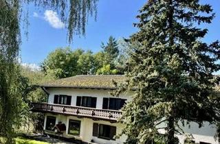 Villa kaufen in 94501 Aldersbach, Herrschaftliche Villa auf großzügigem Grundstück mit eigenem Teich sowie Hallen