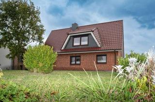 Einfamilienhaus kaufen in 23779 Neukirchen, Modernes und stilvoll renoviertes Einfamilienhaus in Strandnähe mit großem Grundstück