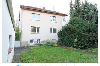Haus kaufen in Ladislaus-Winterstein-Ring 17, 65795 Hattersheim, **Freistehendes, sanierungsbedürftiges 2-Familienhaus auf großem Grundstück**