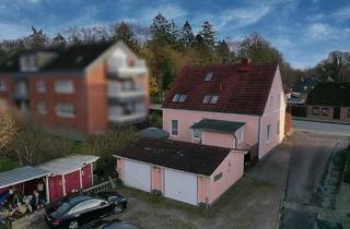 Haus kaufen in Plöner Straße 130, 23701 Eutin, Attraktive Liegenschaft mit 2 WE