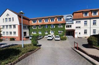 Büro zu mieten in Gartenstraße a.A., 99867 Gotha, Große Büroflächen, teilbar, mit ausreichend Stellplätzen u. Keller-/Lagerflächen in Toplage!