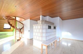 Wohnung kaufen in 79331 Teningen, Stilvolle, bezugsfreie Maisonette-Eigentumswohnung mit zwei Balkonen, Gartenanteil und Garage