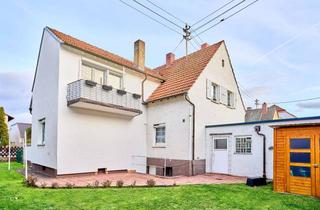 Einfamilienhaus kaufen in 67227 Eppstein, FESTPREIS Freistehendes Einfamilienhaus mit Balkon, Terrasse, Garten und 2 Garagen. Keller vorhanden