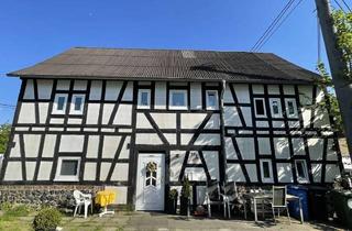 Haus kaufen in 53567 Buchholz, ASBACH -Zentrum-, 2-3 Parteienhaus mit 150 m² Wfl. (DG ausbaufähig) + weiterer Nutzflächen im EG/UG