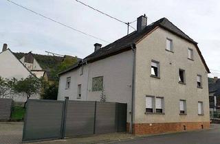 Einfamilienhaus kaufen in 54487 Wintrich, Charmantes Einfamilienhaus mit Scheune und Garage in Wintrich zum Verkauf