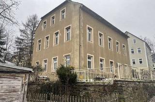 Einfamilienhaus kaufen in 09579 Grünhainichen, Großes, sanierungsbedürftiges Einfamilienhaus in zentraler Lage