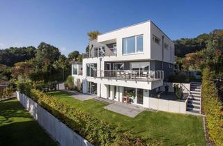 Villa kaufen in 96049 Berg, HEGERICH: Exklusive Villa im Bauhausstil mit Blick über Bamberg...