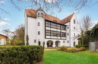 Haus kaufen in 84375 Kirchdorf, Kirchdorf am Inn: Denkmalgeschützes Schloss in saniertem Zustand mit großem Grundstück