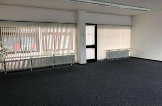 Gewerbeimmobilie kaufen in 78141 Schönwald, Gewerbe-/Büroraum im Ortskern von Schönwald im Schwarzwald
