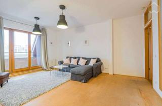 Immobilie mieten in Lychener Straße 73, 10437 Prenzlauer Berg, Dachgeschoss Wohnung mit sensationeller Sicht auf den Fernsehturm! Erstbezug nach vollständiger M...