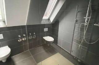 Wohnung mieten in Frankfurter Str. 30, 99817 Eisenach, exklusive 1,5 Zimmer Wohnung mit EBK im Dachgeschoss über zwei Etagen zu vermieten