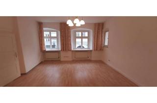 Wohnung mieten in 92224 Amberg, 3-Zi.-Altstadtwohnung mit PKW-Stellplatz