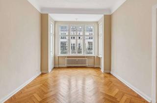 Wohnung kaufen in Kufsteiner Straße 16, 10825 Schöneberg, Beeindruckend und selten - Großzügiger Altbaujuwel mit Stuckdecken und Balkon