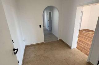 Wohnung mieten in Hauptstraße, 85120 Hepberg, Großzügige Kernsanierte 3-Zimmer 1.OG Wohnung + 2 Balkone in zentraler Lage von Hepberg