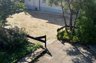 Anlageobjekt in 93449 Waldmünchen, Charmantes Liebhaberobjekt mit einzigartigen Garten und viel Potenzial in Waldmünchen
