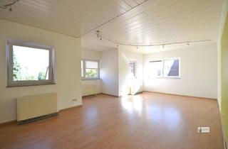 Wohnung mieten in Hauptstr. 45, 28857 Syke, Große 2-Zi.-Whg. im Zentrum von Syke EBK + Gäste WC + Garage für max. 2 Personen