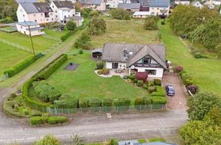 Einfamilienhaus kaufen in Dorfwiese, 56457 Westerburg, Großzügiges Anwesen im Grünen mit Platz für die ganze Familie