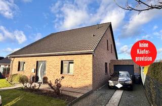 Einfamilienhaus kaufen in Ahornweg 17, 17039 Wulkenzin, HORN IMMOBILIEN ++ Einfamilienhaus mit Ausbaureserve 2 km bis Neubrandenburg, Einbauküche und Garage
